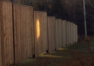 Clôture en bois traité ou en cèdre résidentiel à Saint-Jérôme | Clôture Laval